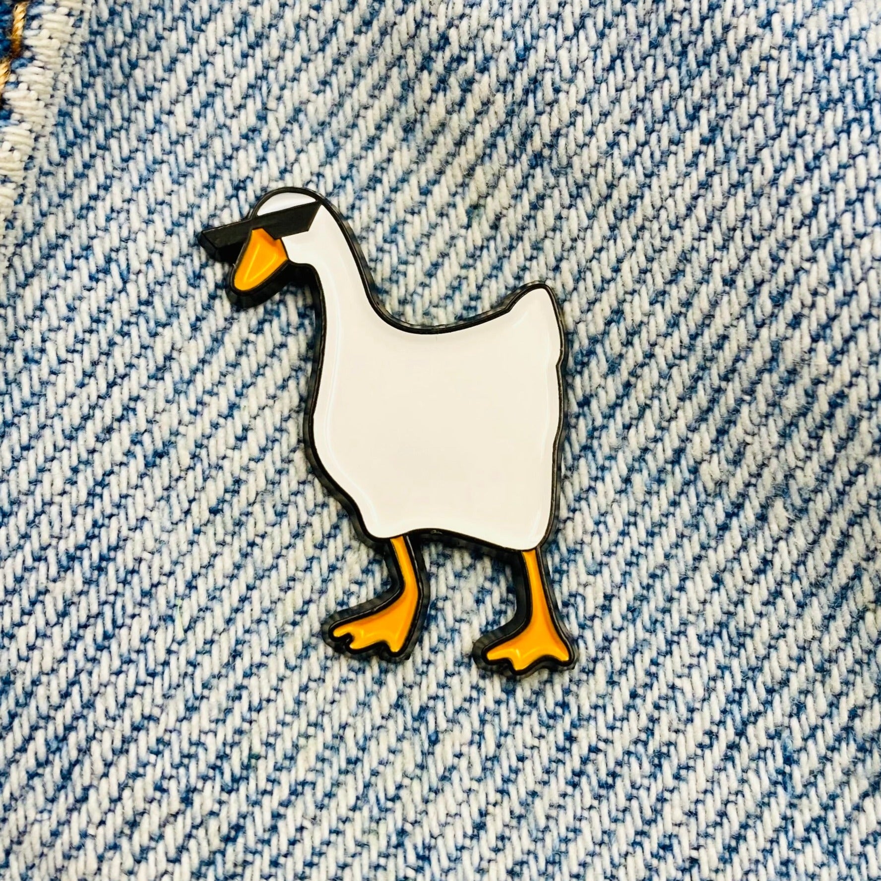 Funny goose with sunglasses Enamel Pin