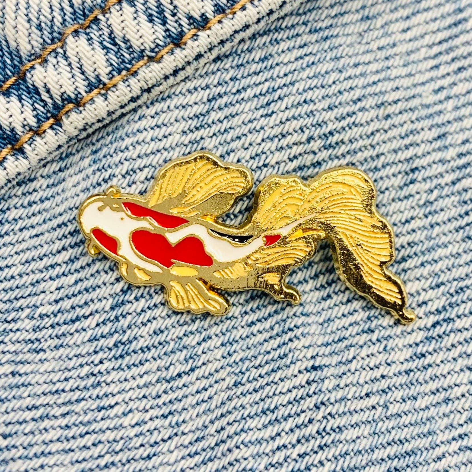 Golden Koi Fish Pin - Shop now – ShopDichSchick