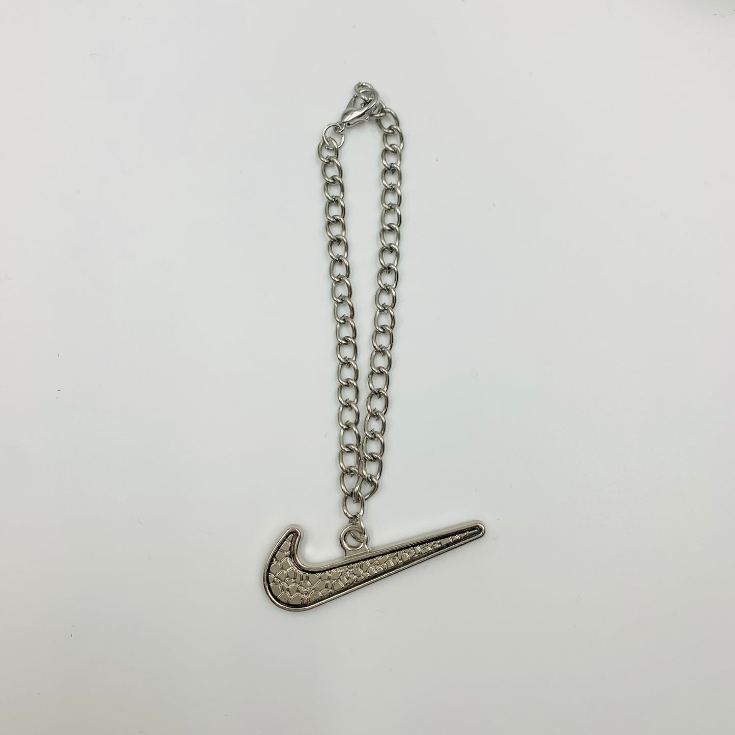 Silver sales nike chain